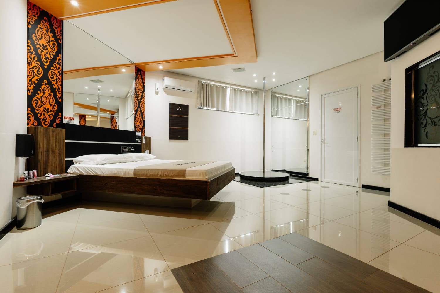 Suíte 1 — Suite Hidro